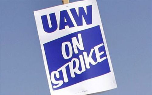 uaw-picket-sign